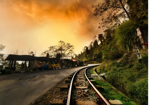 Darjeeling tour package featuring Kanchenjunga view and toy train, organized by HillVibe Tours.